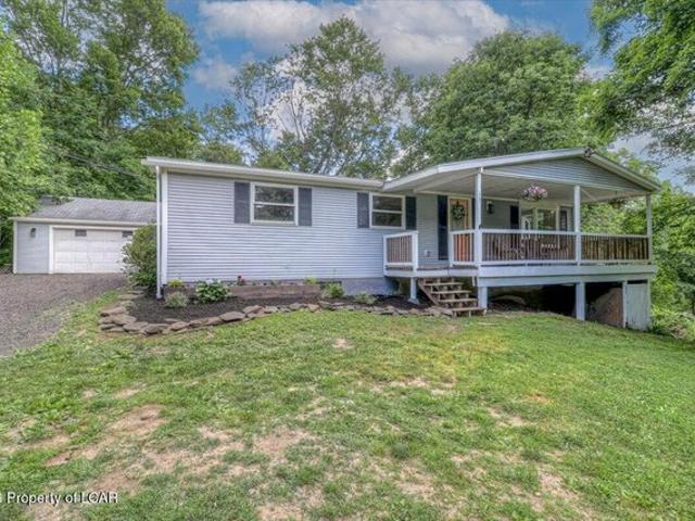 House for sale in Hunlock Creek, Pennsylvania