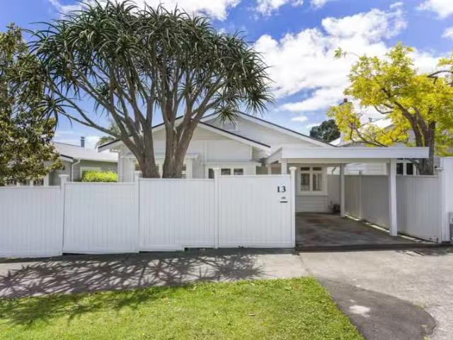 House for sale in Owhata