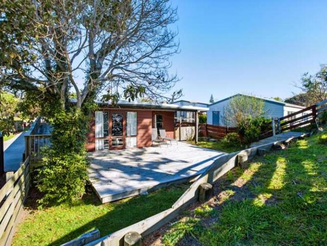 House for sale in Paraparaumu Beach, Paraparaumu