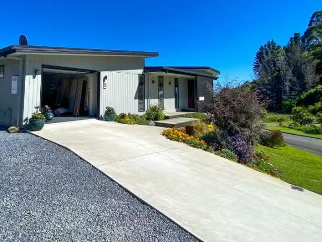 House for sale in Tasman