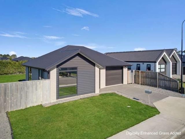 House for sale in Ravenswood, Woodend