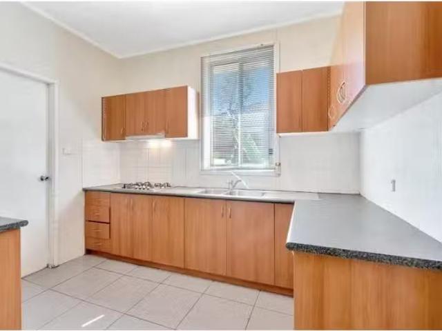 House for rent in Mays Hill, Sydney