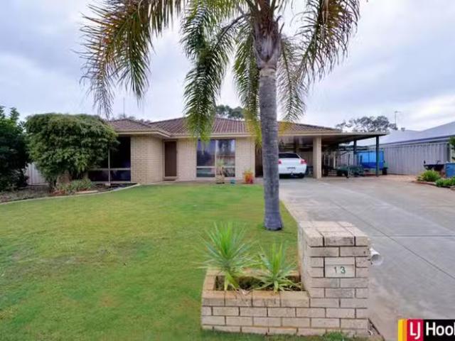 House for rent in Greenfields