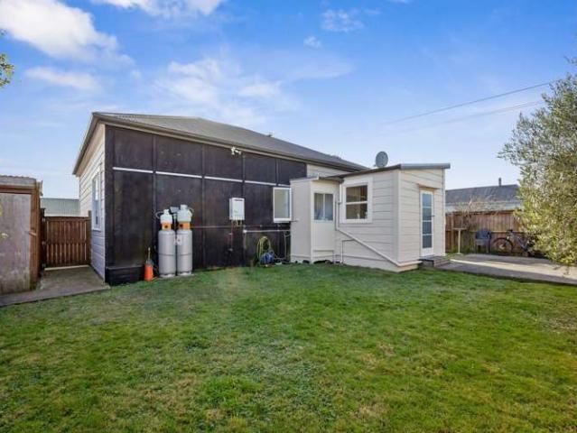 House for sale in Otakou
