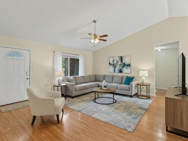 House for sale in Dry Ridge, Grant County