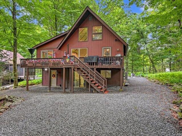 House for sale in Lake Ariel, Pennsylvania