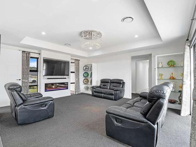 House for sale in Charing Cross, Canterbury