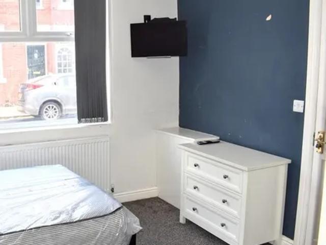 House for rent in Salford, Greater Manchester