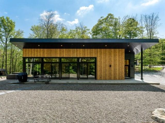 House for sale in Memphrémagog, Quebec