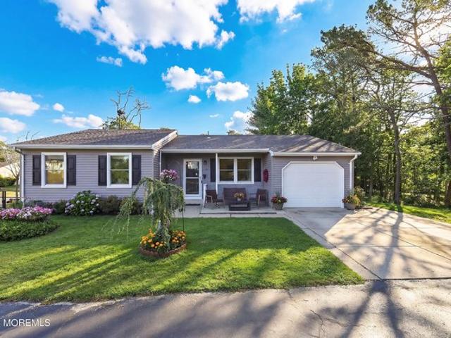 House for sale in Whiting, New Jersey
