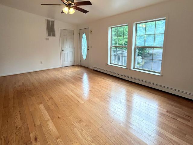 Property for rent in Lake Ariel, Pennsylvania