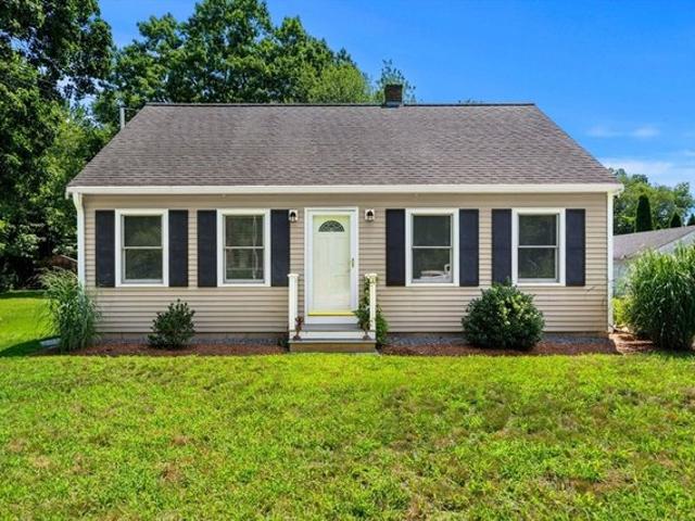House for sale in Ayer, Massachusetts