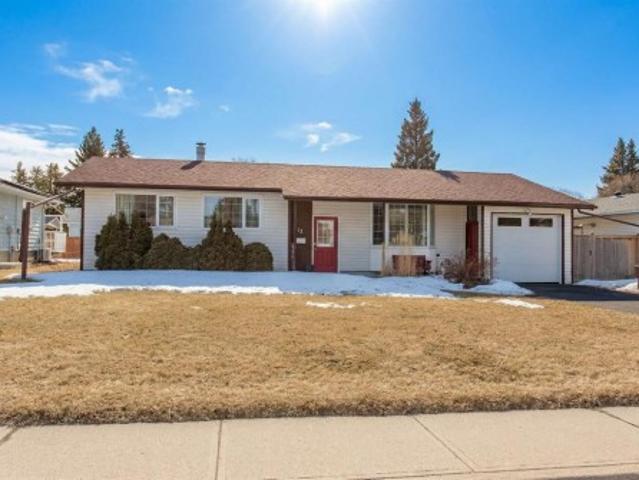 House for sale in Alberta