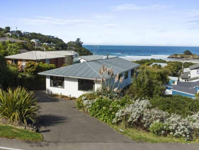 House for sale in Otakou