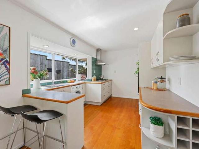 House for sale in Mellons Bay, Howick