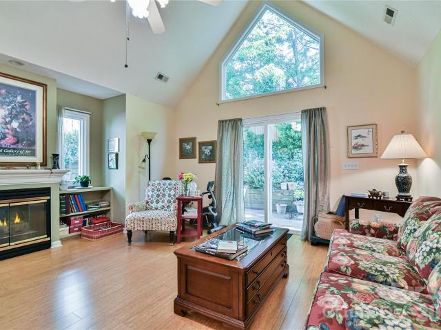 Townhouse for sale in Black Mountain, North Carolina