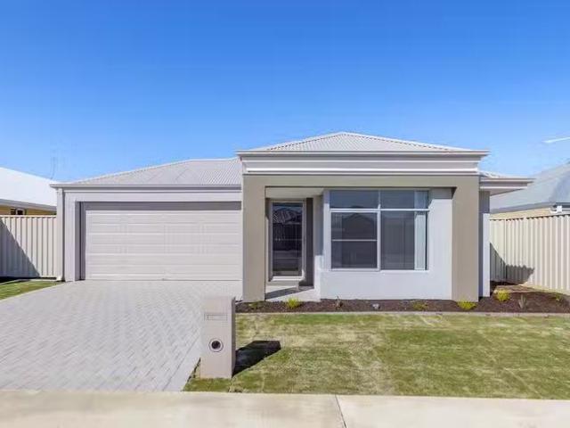 House for rent in Golden Bay, Western Australia