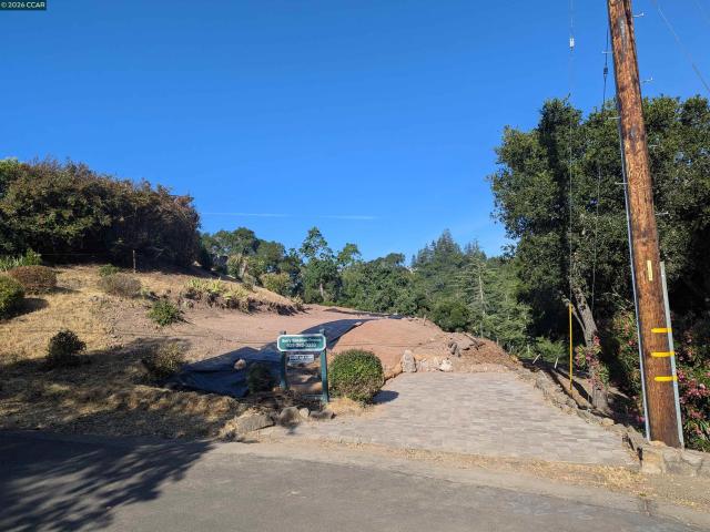 Land for sale in Orinda, California