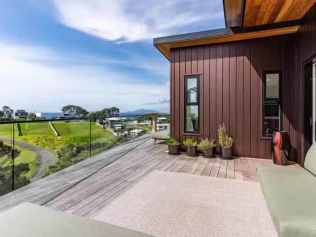 House for sale in Langs Beach, Northland