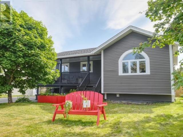 House for sale in Paradise, Newfoundland And Labrador
