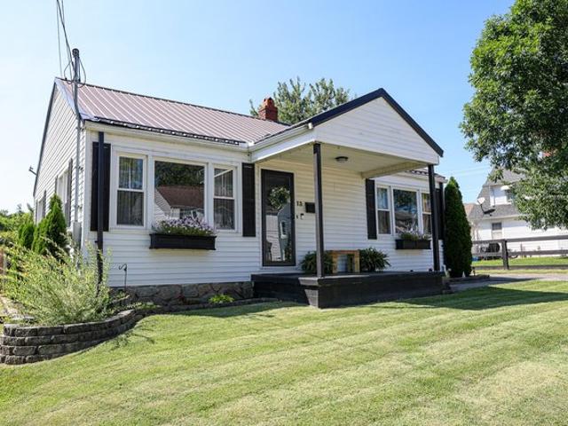 House for sale in Williamstown, Kentucky