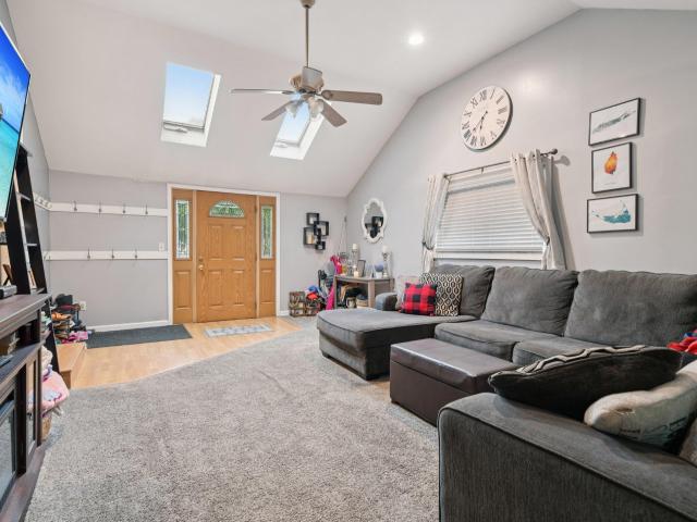 House for sale in Centereach