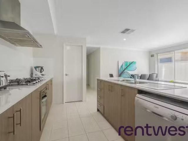 House for rent in Golden Bay, Western Australia