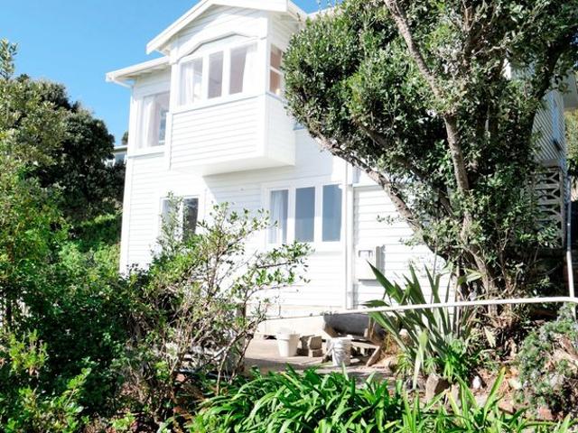 House for rent in Otakou