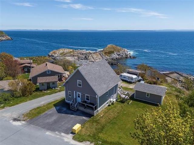 House for sale in Upper Island Cove, Newfoundland And Labrador