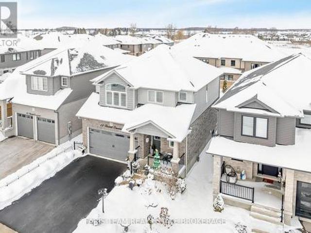 House for sale in Dufferin, Ontario