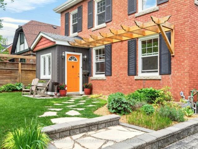 House for sale in Ancaster, Ontario