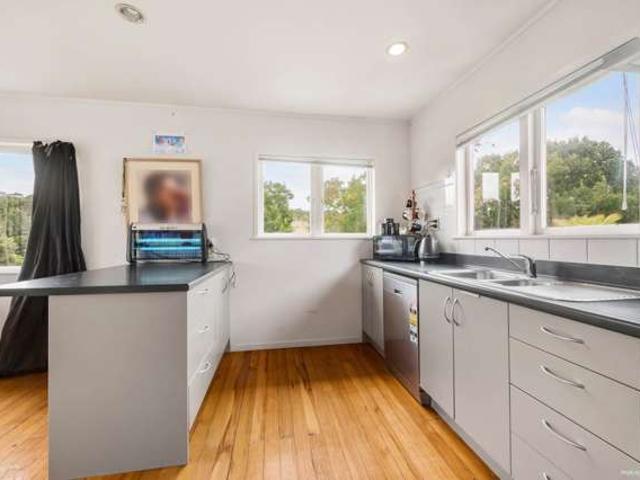 House for sale in Wairau Valley, Oroua County