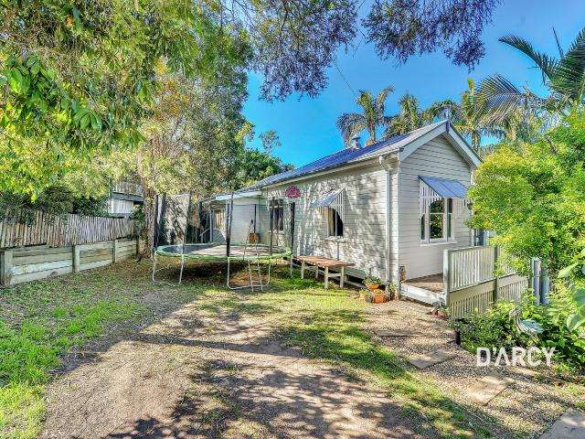 Granny Flat for rent in Toowong, Greater Brisbane