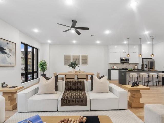 Condo for sale in Hudson, New Jersey
