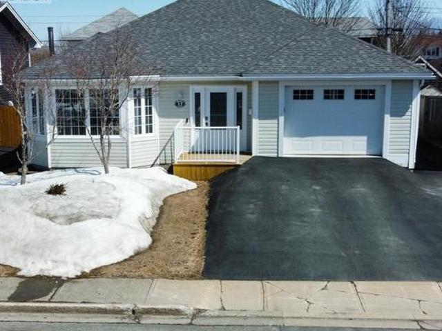 House for sale in Mount Pearl, Newfoundland And Labrador