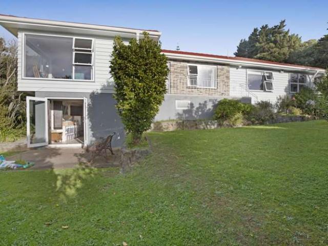 House for sale in Linden, Wellington