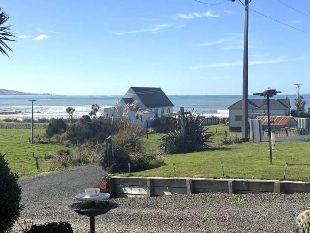 House for sale in Otakou