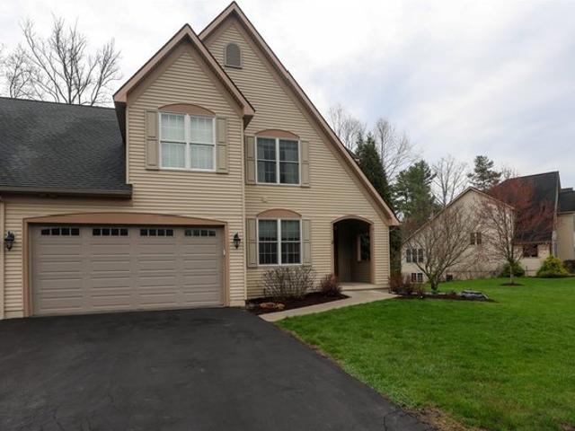 Townhouse for sale in Ithaca, New York