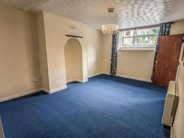Apartment for rent in Dursley, School House