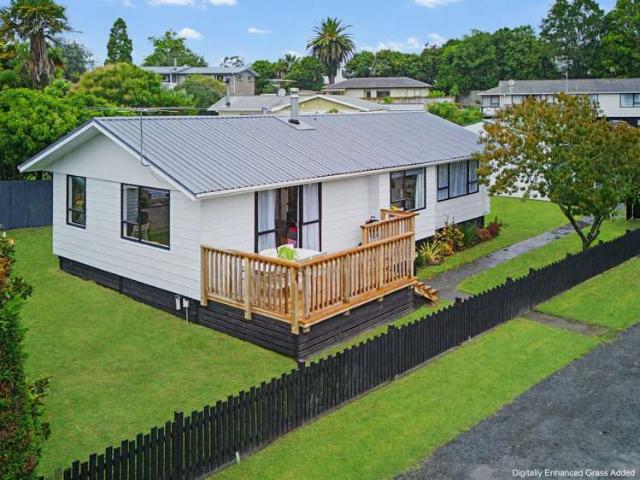 House for sale in Waiuku