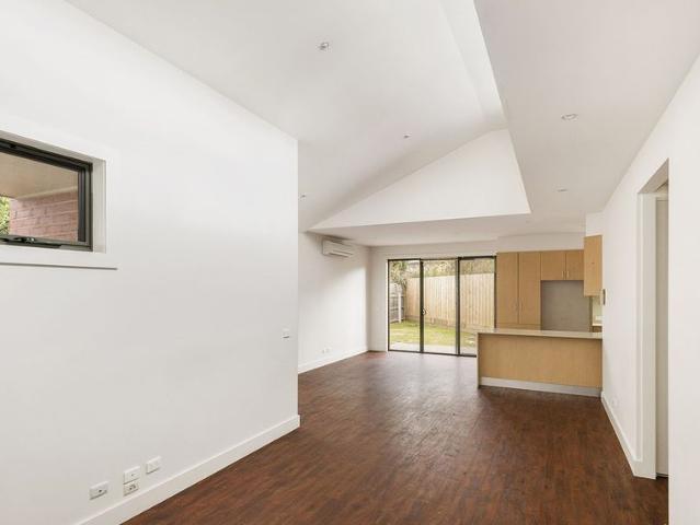 Townhouse for rent in Camerons Creek, Victoria