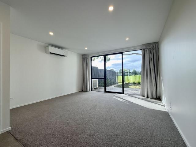 House for rent in Chaslands, Canterbury