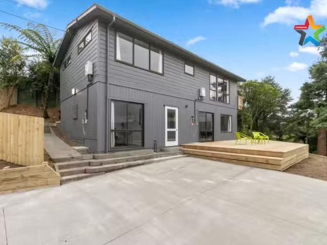 House for sale in Days Bay, Wellington
