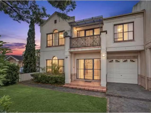 Condo for rent in Sydney, New South Wales