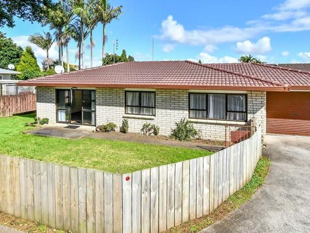 House for rent in Longford Park, Papakura