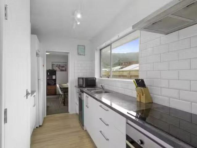 House for sale in Days Bay, Wellington
