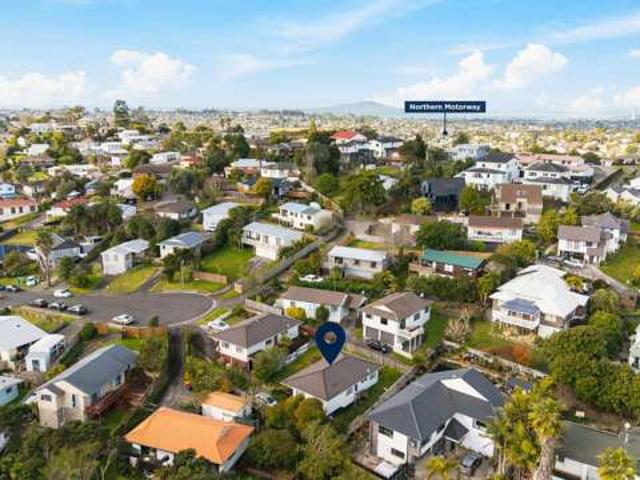House for sale in Paremoremo, Oroua County