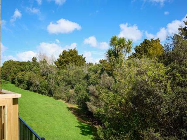 House for sale in Paremoremo, Oroua County