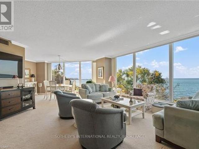 Condo for sale in Niagara, Ontario