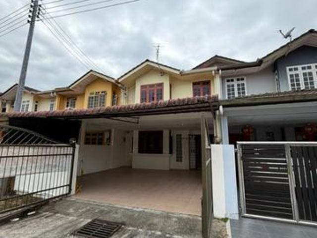 Terraced House for sale in Kuching